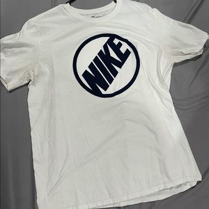 Nike T Shirt